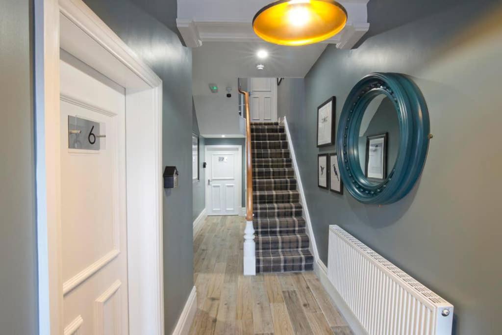 Blackbird Luxury 2 Bed 8 Blackpool